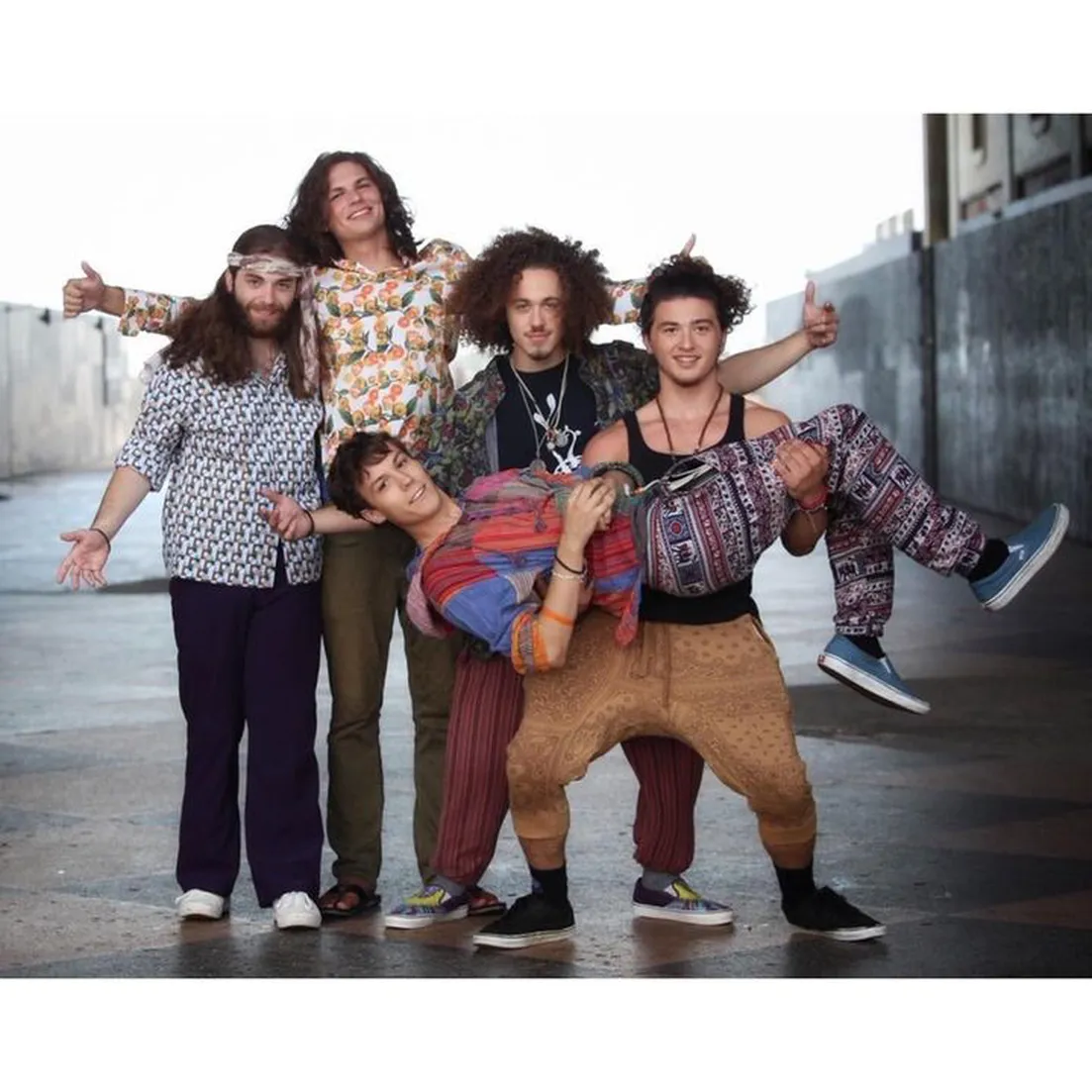 Dogs In A Pile Tour Dates Concert Tickets Live Streams