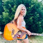 Dara Lynn @ Gridiron Pub 