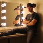 AC Lounge - R Bar (solo acoustic)