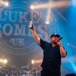 Luke Combs UK Fathers Day down on the Farm 