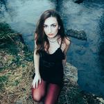 Cas Cleo, Eliza Harrison Smith, Meghan Curtin