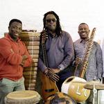 "Mande Sila" Feat. Habib Koite, Aly Keïta, Lamine Cissokho @ AFRIKANISCHERS KULTURFEST
