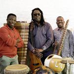 Mande Sila Feat. Habib Koite,  Aly Keïta , Lamine Cissokho @ TEXTILMUSEUM