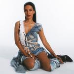 ANA MOURA apresenta CASA GUILHERMINA