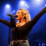 Comix Roadhouse Mohegan Sun Casino - Samantha Rae