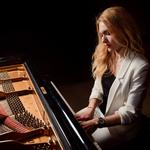 Emilia Solo Sessions