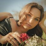 Elaina Christina at Bluebird Cafe Writers Night