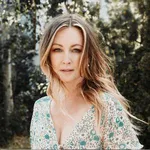 Tara MacLean