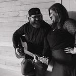 Live Acoustic Music with Matt & Laurel