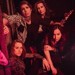 Les Cuizines /w Ashen