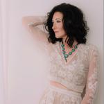 April Smith Acoustic Live at Red Rooster Icehouse in Hawkins 