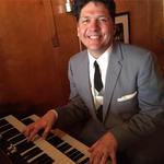 Mr. Lucky meets Señor Dedos