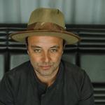 Niels Geuzenbroek Sings Coldplay