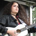 Rachel Dara plays Vankleek Hill Vineyard