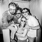 Wine Lips Live at Dina's Tavern