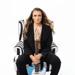 Jessi Rose Live @ Defying Gravitea