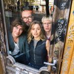 Elsa + Support Mia Gjakonovski