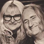 Easy Winds Presents...Laid Back Country Picker w/Luna at Oyster Shoals Music Hall 