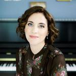 Sarah Hart in Concert