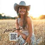 Annie Bosko supporting Cody Johnson