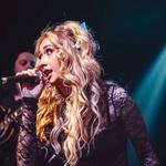 Jenna Kay and Band, Headling at Spaces 