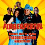 Fingerpistol Plays the Fredericksburg Marketplatz