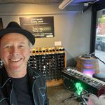 Daryl Roberts - solo @ Winelarder, Brighton