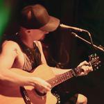 Kikee - Violão e Voz