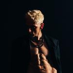 Brian Walker performs at Tuscan Village