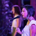 Πόσος κόσμος χωράει στο μπαλκόνι μου