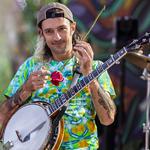 Keller Williams and Grateful Grass Ft. Kyle Tuttle