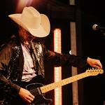 Cole Clark and High Horse at the Silver Dollar Bar