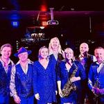 Grooving at the Cricket