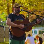 lorenzo bonfire LIVE BUSKING SHOW 