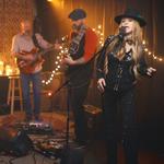 Jennifer Westwood and the Handsome Devils Live on the Lake