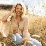 Claudia Hoyser Live at Country Roads Fairport