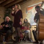 Ten Cat Swing at Rojo Gusano - Ravenswood