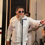 Clavito y su Chela - Oficial