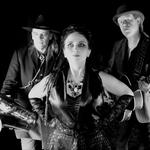 Jo Carley & The Old Dry Skulls at St Georges Great Yarmouth