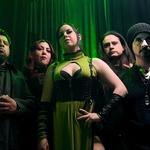 KNAC FM presents 