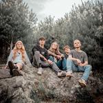 Moon Taxi w/ Brown Oak Assembly