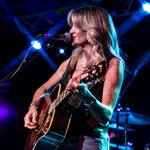 Melissa Quinn Fox live at White's Ferry Brewing 