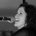 französische Chansons und Meditation
