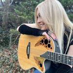 Lisa Bouchelle
