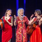 A Celtic Winter - The Lasses & Leoni