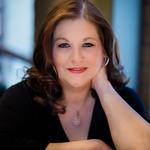 Ellen Winters Reynolds with the Menomonee Falls Symphony Orchestra