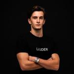 LAUDER