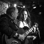 A Jazzy evening with VERONNEAU - multilingual world-jazz chanson, folk and blues
