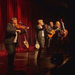Robert Thomas and the sessionmen In Concert 