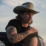 Evan Bartels supporting Shawn James